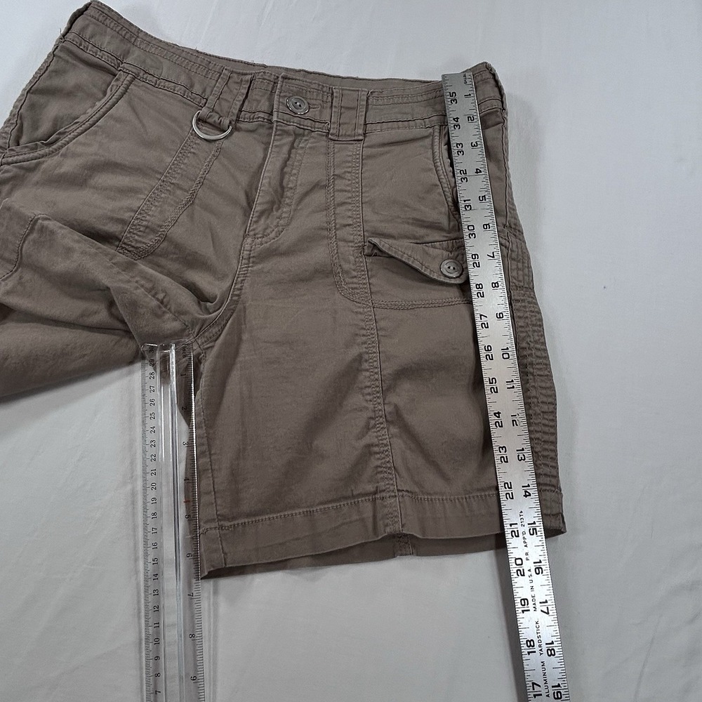 Style & Co Womens Cargo Shorts Size 8 Khaki Stretch Utility 6.5" Inseam EUC - Picture 6 of 9